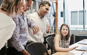revamping-employees-experience-culture-with-workplace-technology